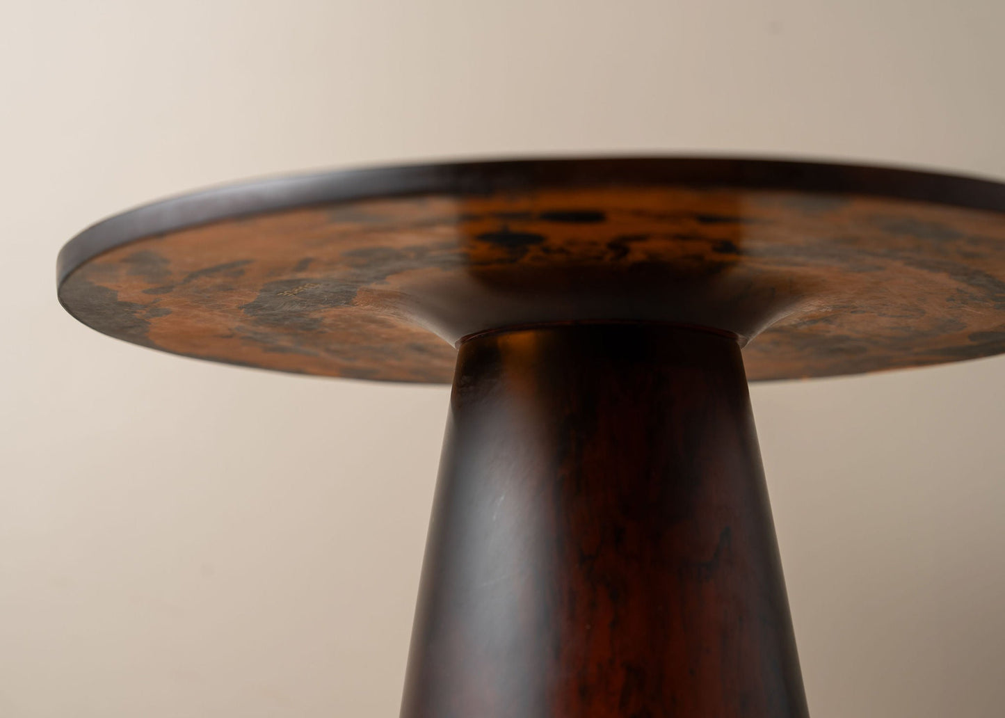 Flow Structured Side Table | Earth - - - Saardé - Saardé.