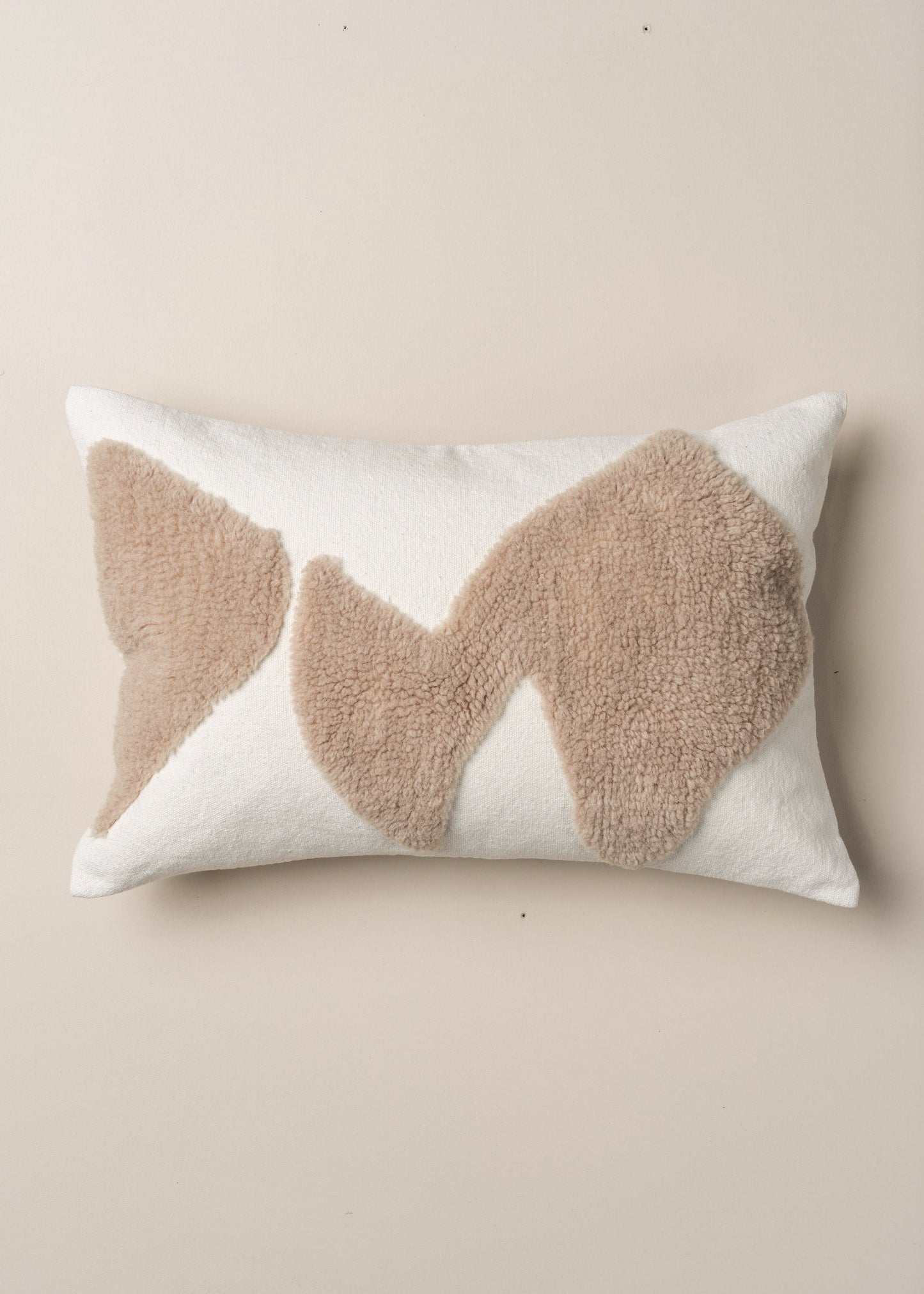 Abstract Lumbar Cushion - Ecru - - - Saardé - Saardé.