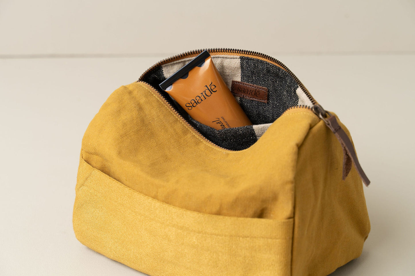 Journey Toiletry Canvas Bag | Mustard - - - Saardé - Saardé.