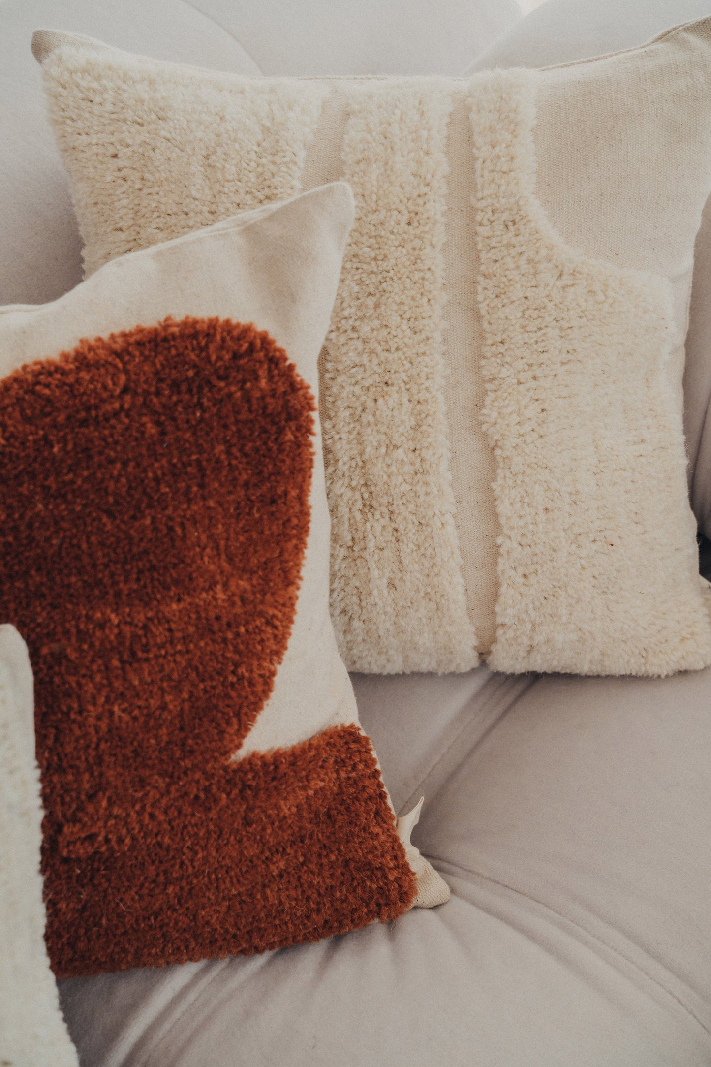 Abstract Square Cushion - Ivory - - - Saardé - Saardé.