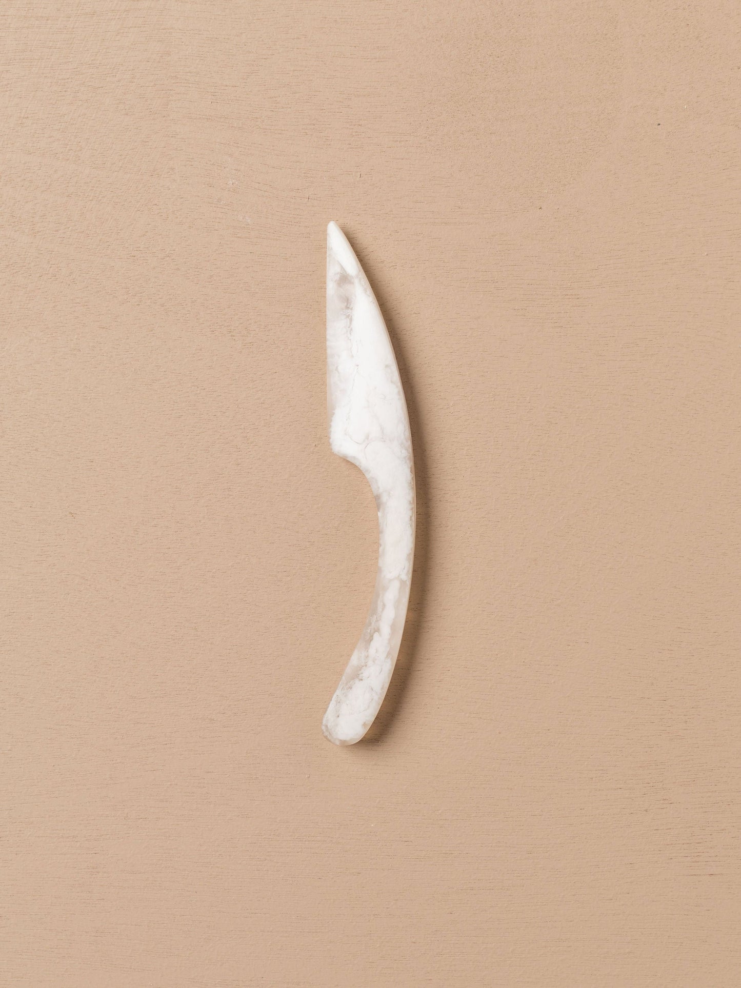 Flow Curved Cheese Knife - Peach Blush - - - Saardé - Saardé.