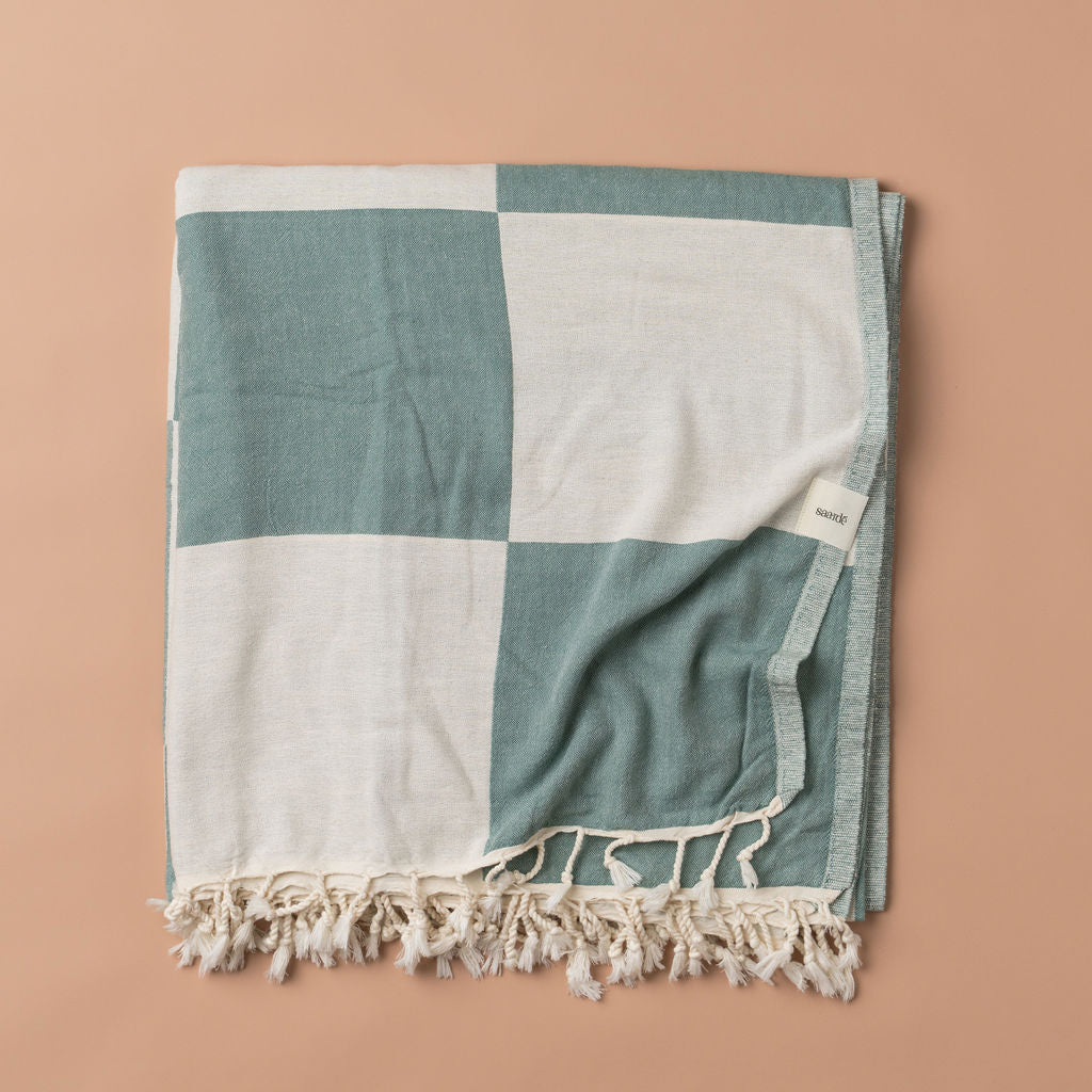 Sicily Cotton Throw | Tuscan Green - - - Saardé - Saardé.