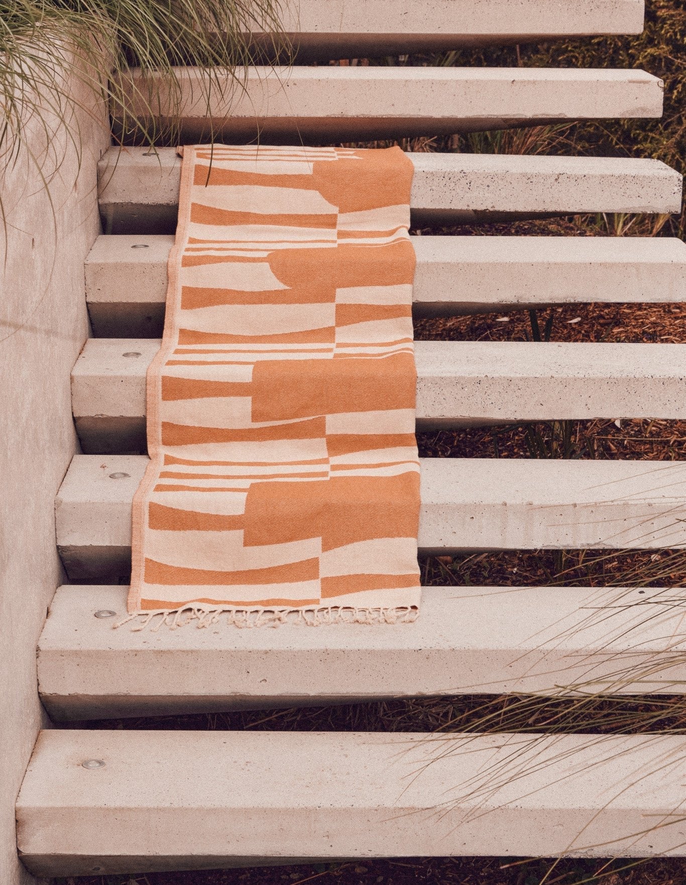 Totem Turkish Beach Towel | Terracotta - - - Saardé - Saardé.