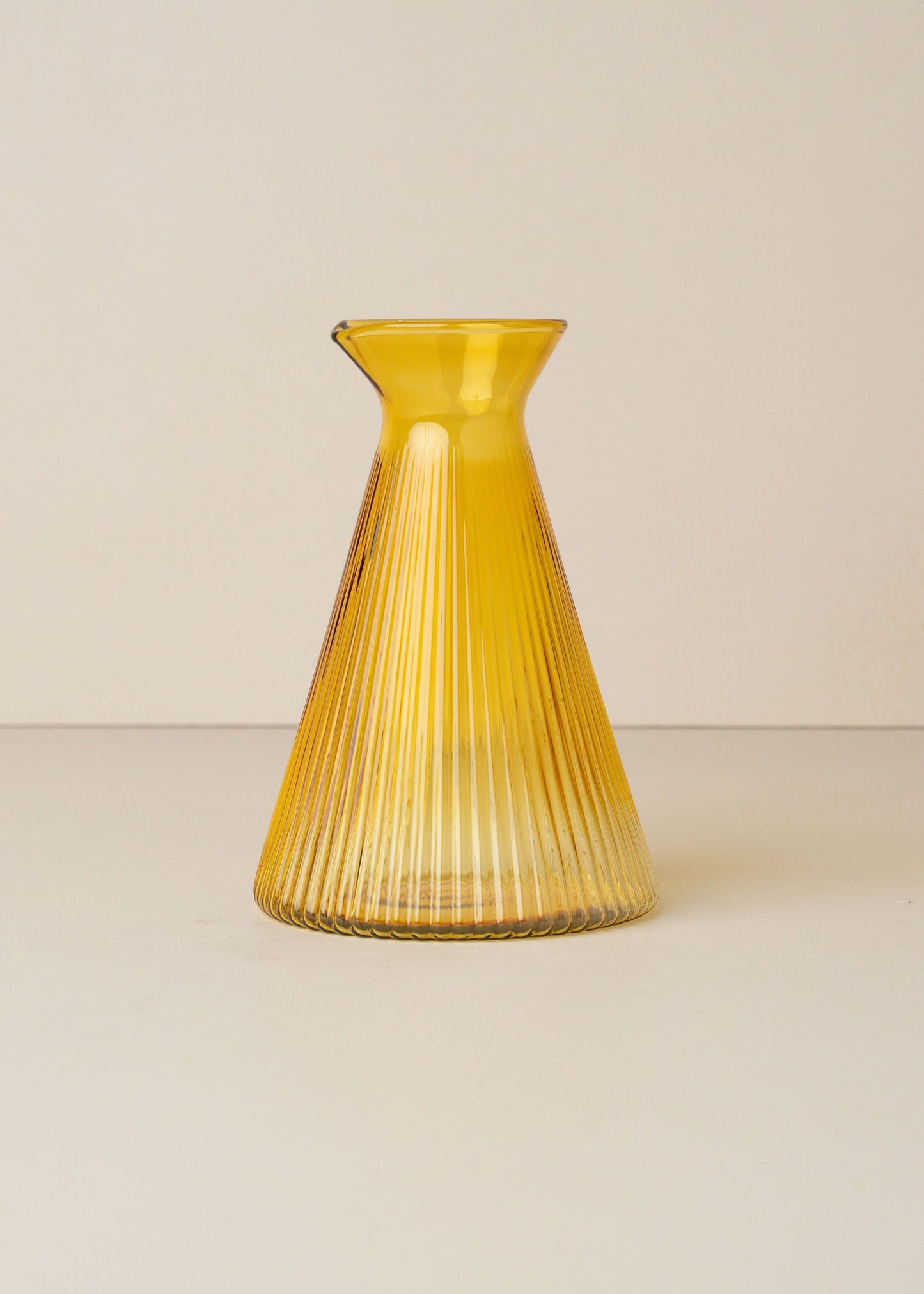 Kairos Angular Carafe | Yellow Topaz - - - Saardé - Saardé.