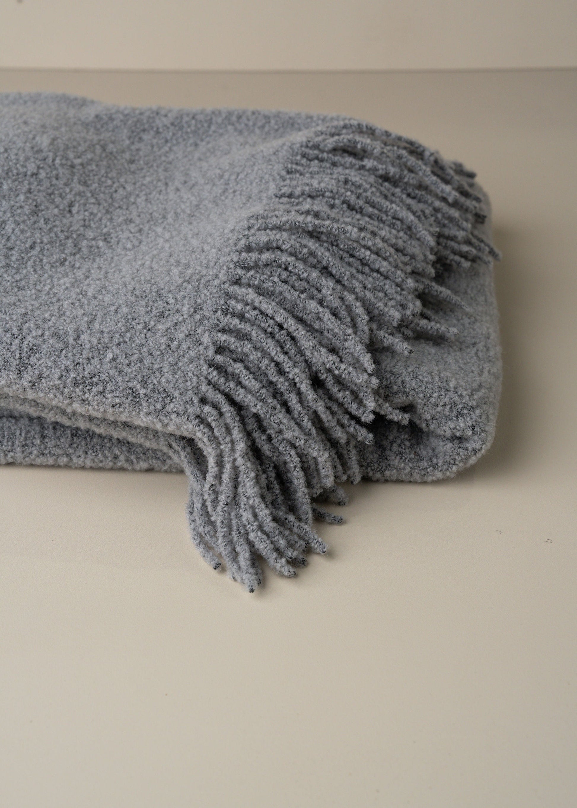 Boucle Wool Throw | Grey - - - Saardé - Saardé.
