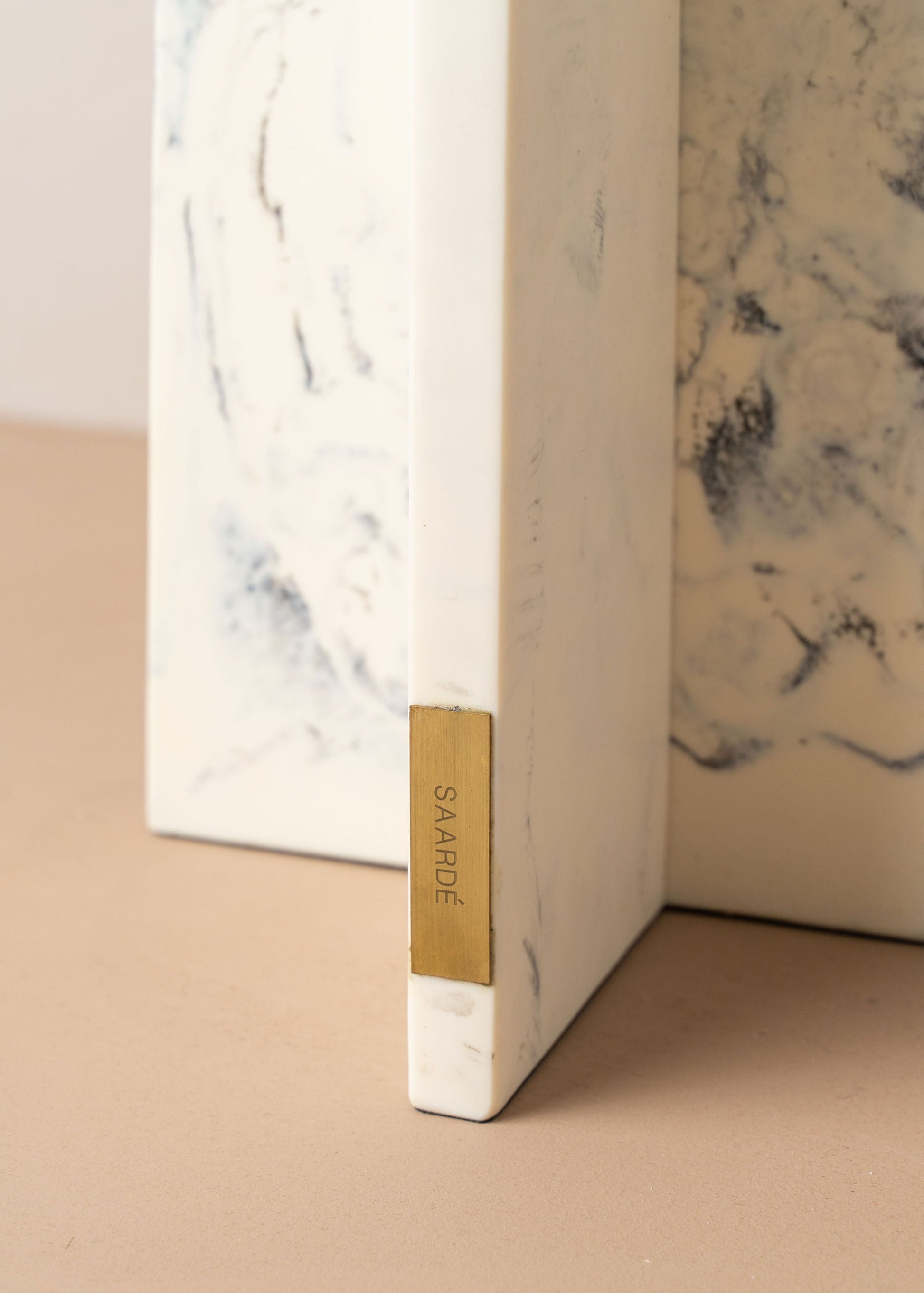 Flow Side Table | Merle -  -  - Saardé - Saardé.
