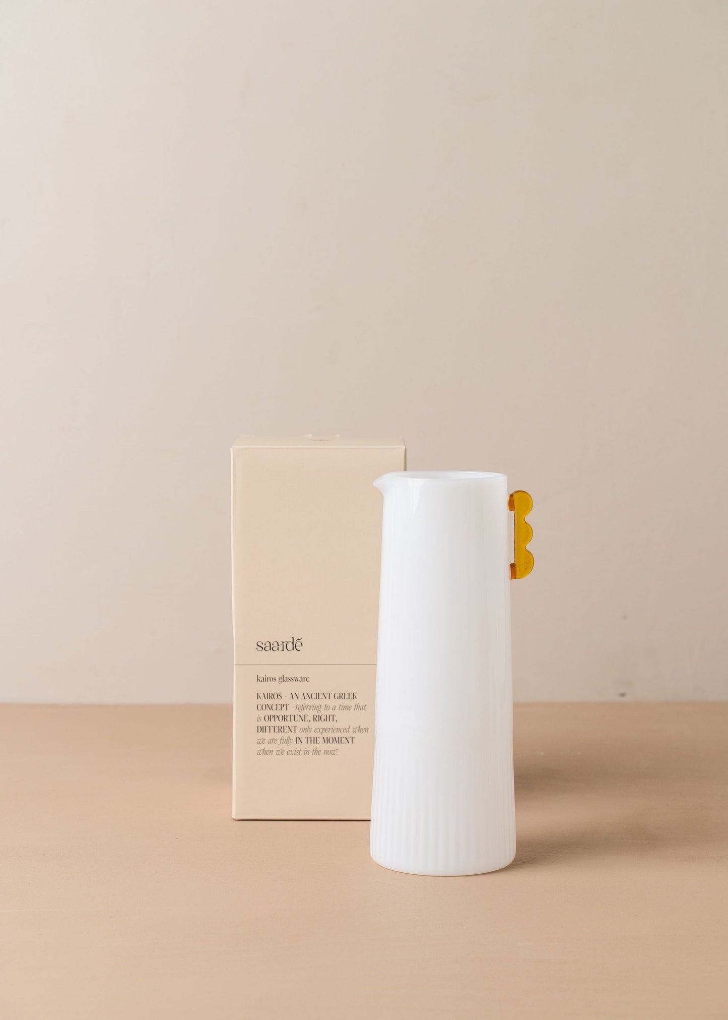 Kairos Carafe | Opaque White -  -  - Saardé - Saardé.