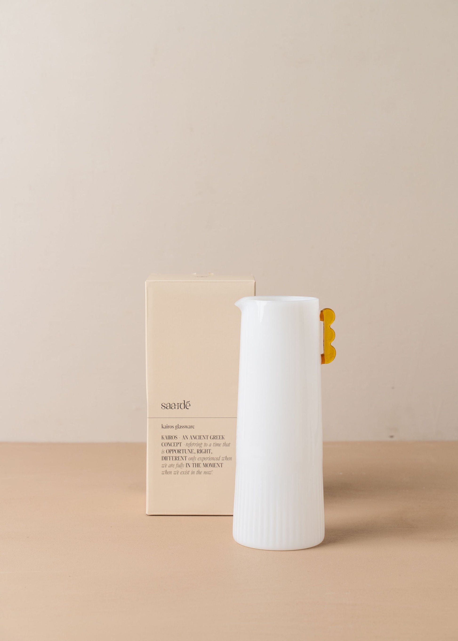 Kairos Carafe | Opaque White -  -  - Saardé - Saardé.