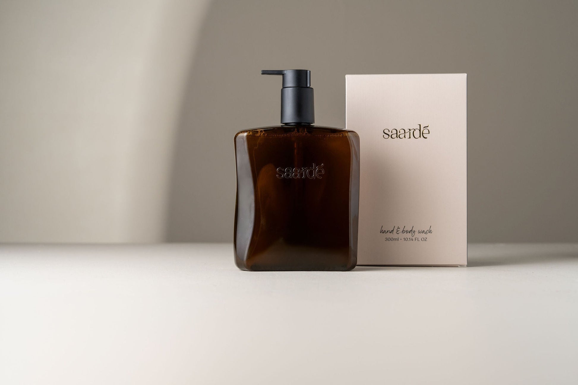 Hand and Body Wash | Qualia | Amber 300ml - - - Saardé - Saardé.