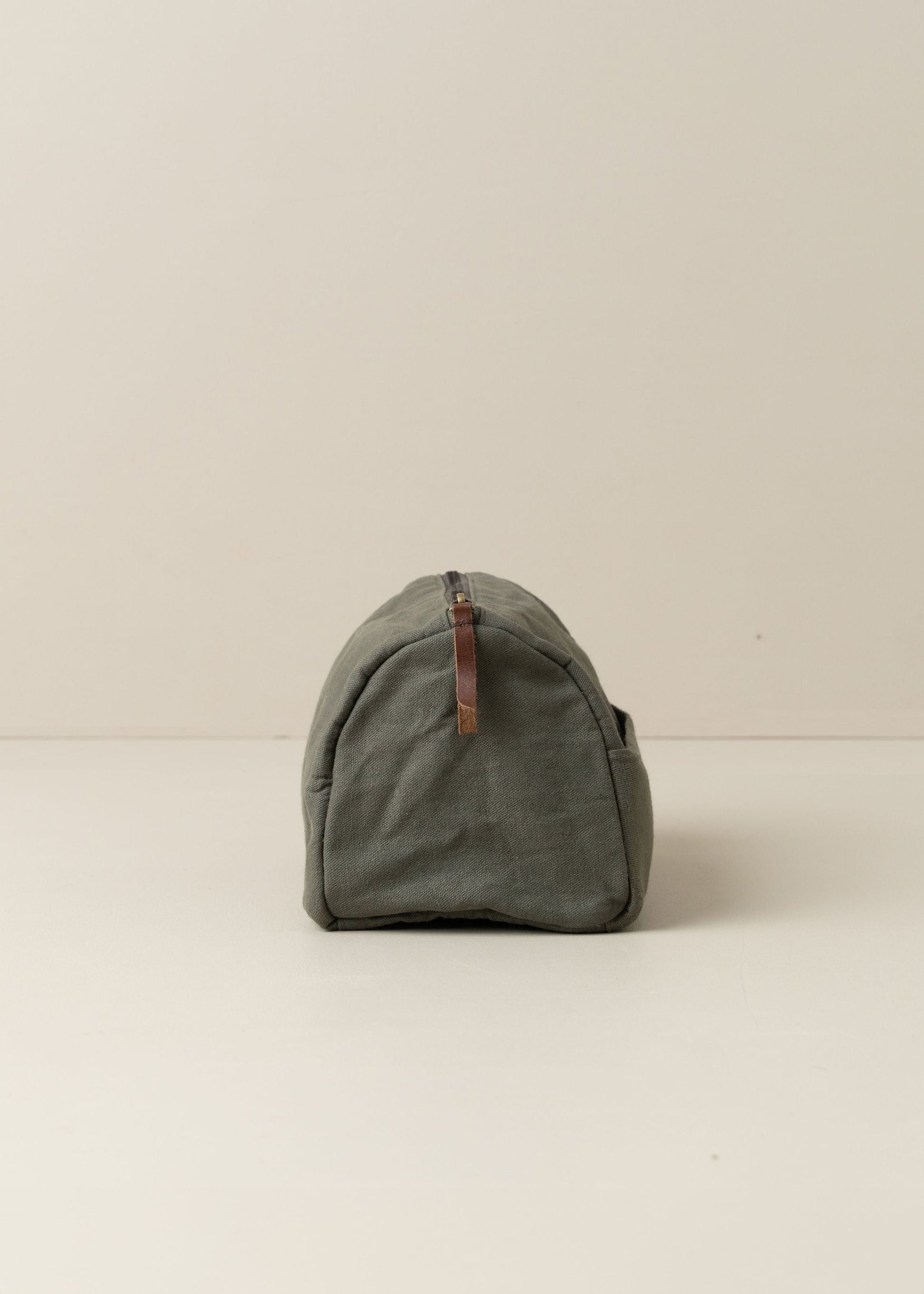 Journey Toiletry Canvas Bag | Olive -  -  - Saardé - Saardé.
