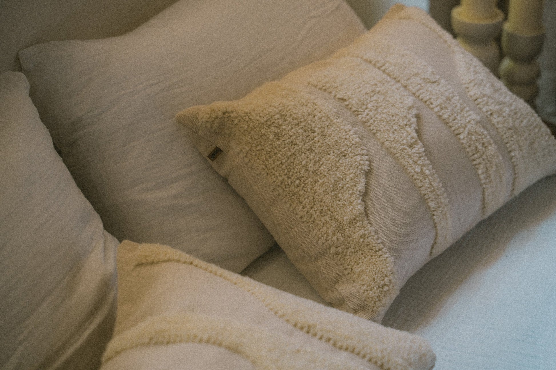 Enes Duvet Cover and Pillowcases Set | White - - - Saardé - Saardé.