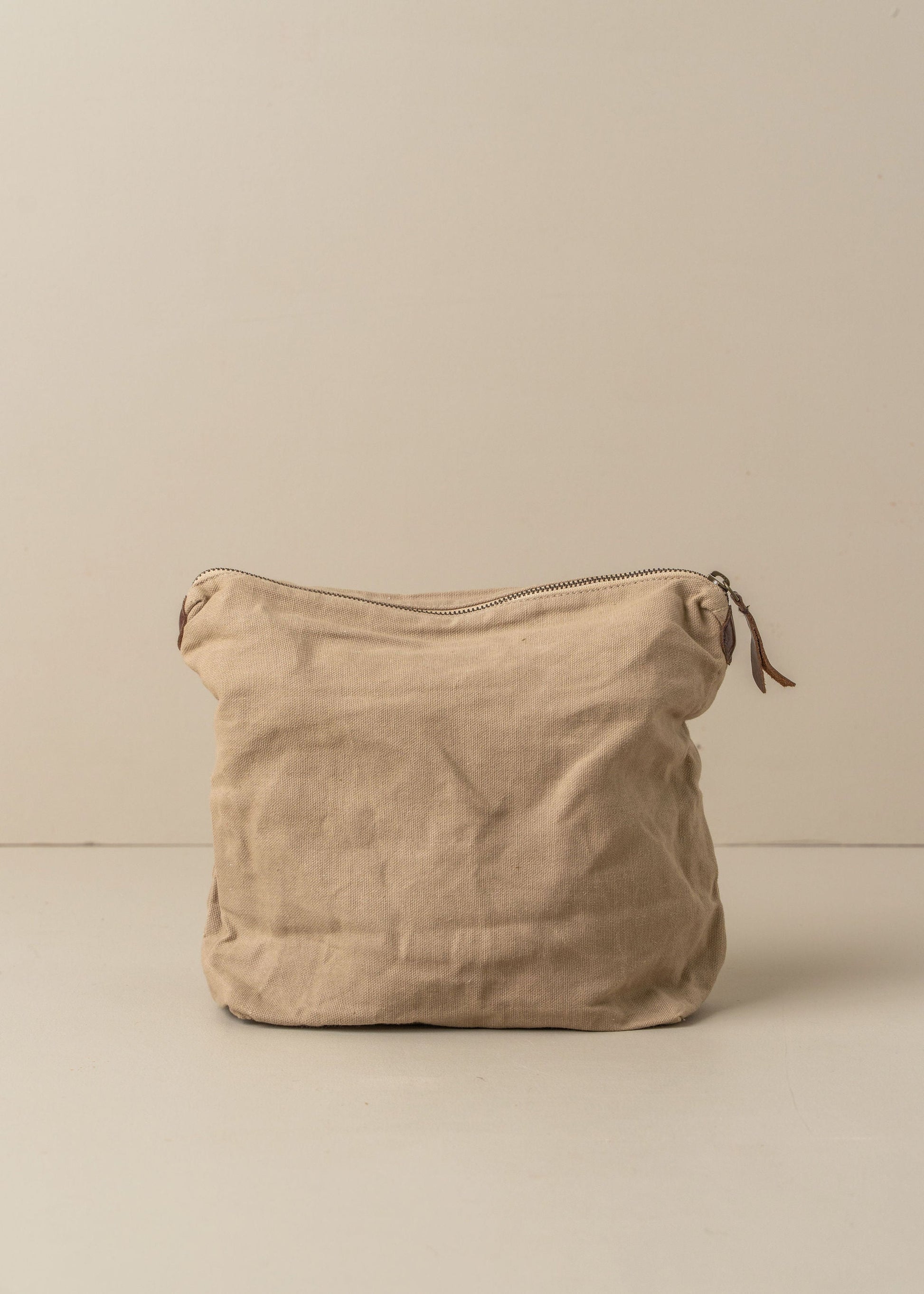 Journey Makeup Canvas Bag | Clay -  -  - Saardé - Saardé.