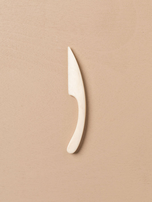 Flow Curved Cheese Knife - Marshmallow -  -  - Saardé - Saardé.